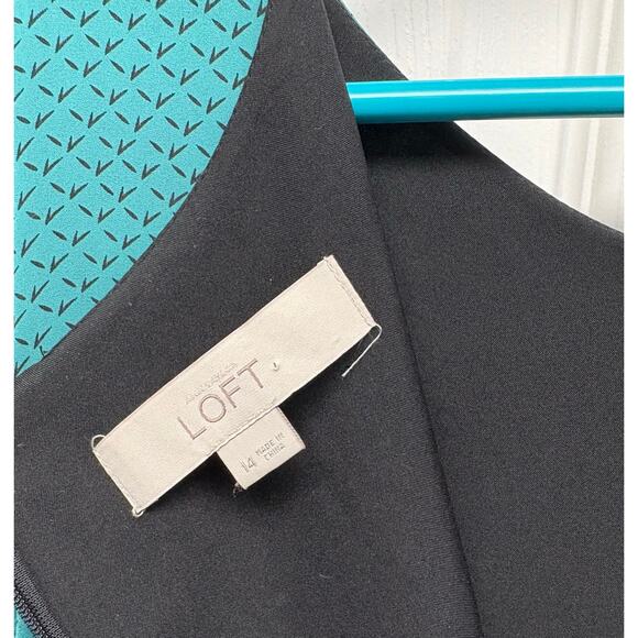 Loft Green and Black Shift Dress, Lined, Long Sleeved, Pockets, Woman's Size 14 - Picture 2 of 6